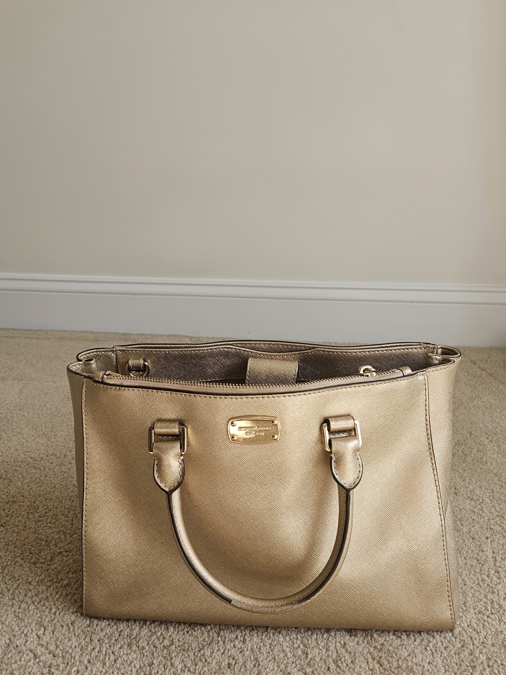 Michael Kors Metallic Gold Hand Bag